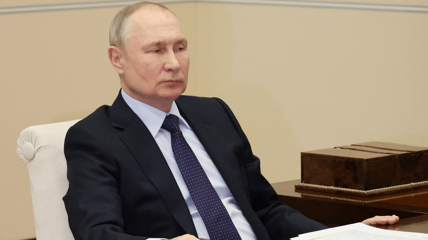 Всіх на забій: Путін підписав закон про електронні повістки для військовозобов'язаних