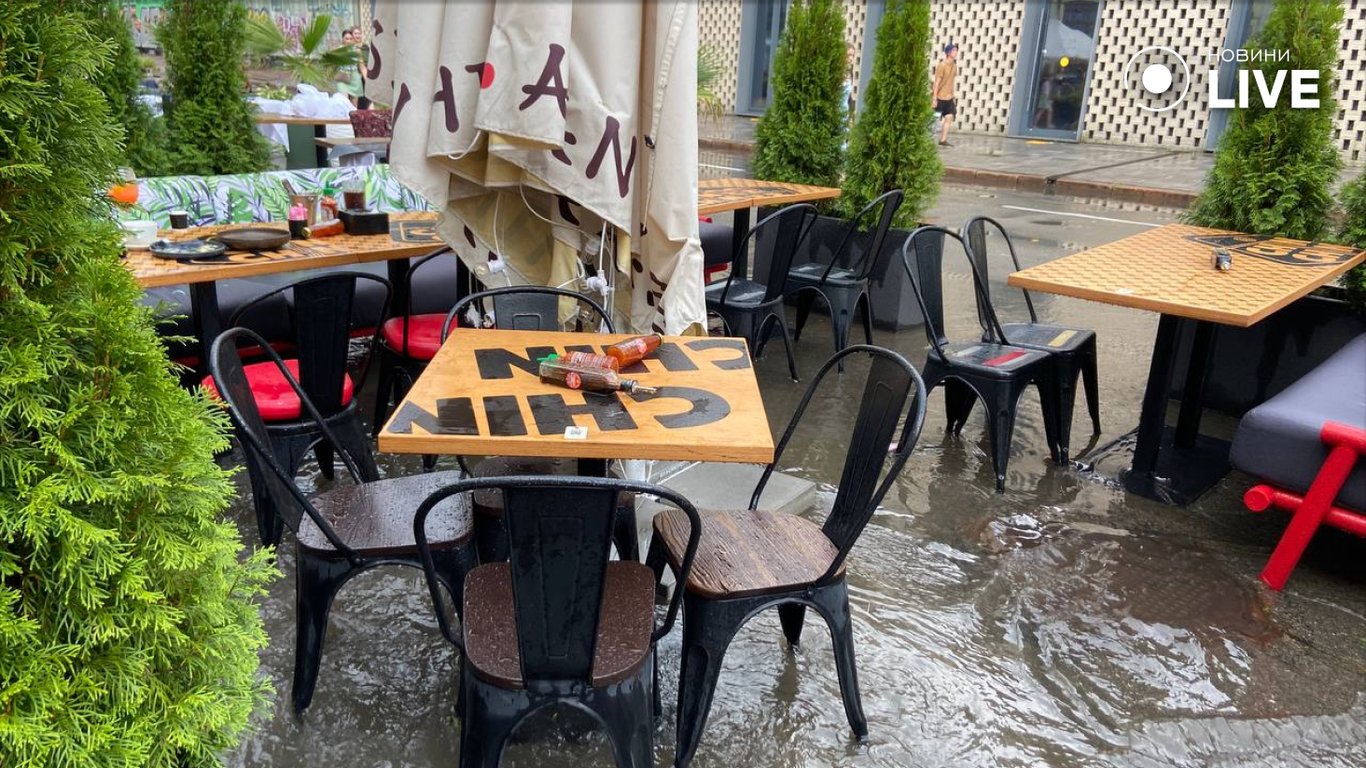 Київ накрив буревій 22 липня