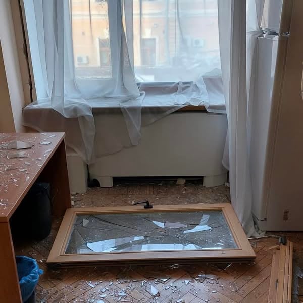 Стефанчук показал последствия удара РФ по Киеву 1 января - фото 5