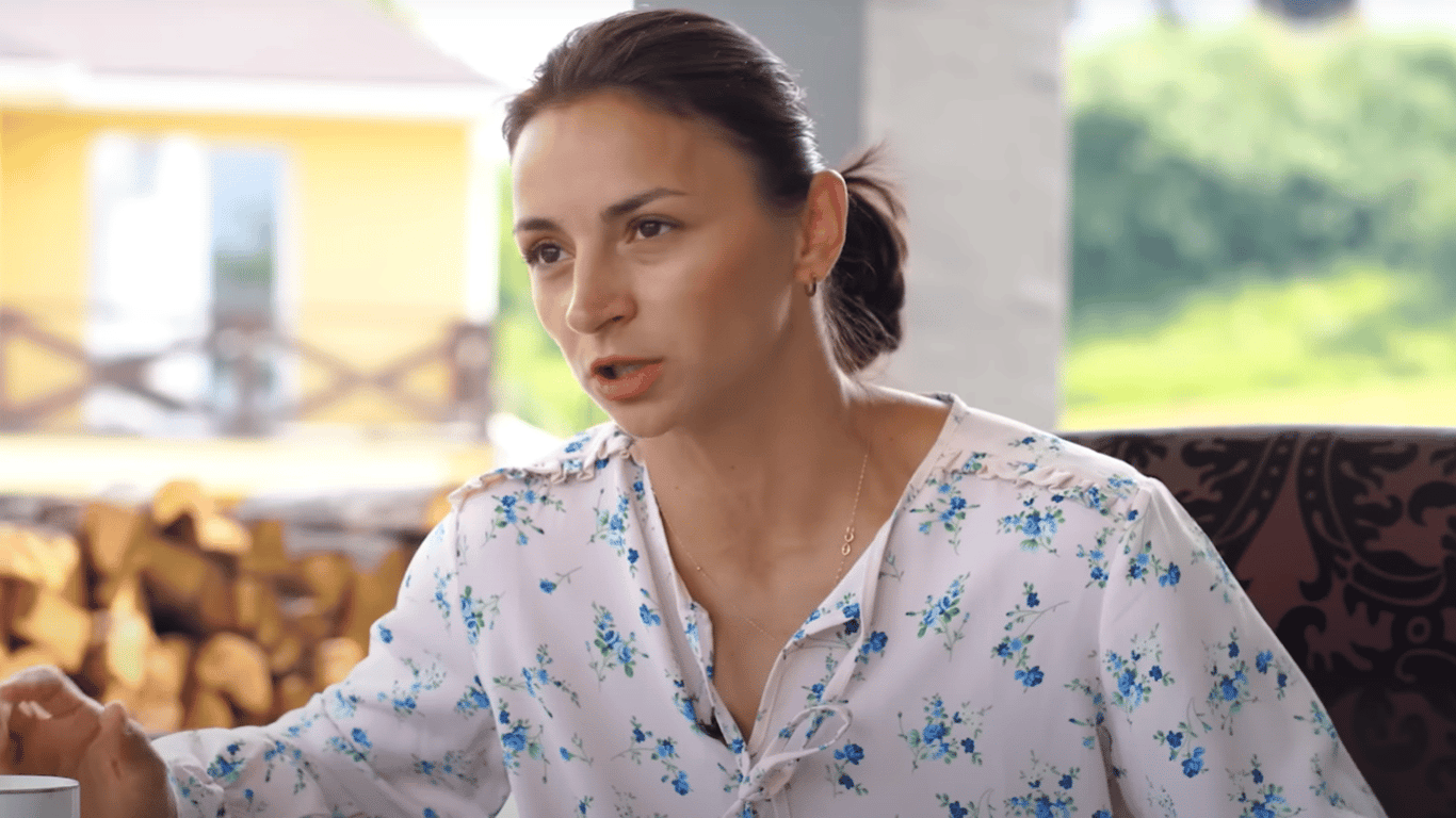 Ілона Гвоздьова пояснила, чому її чоловік не на фронті – повістки немає