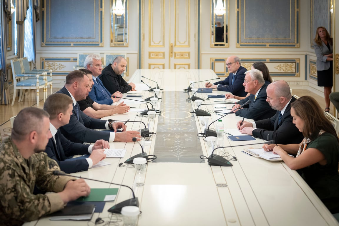 Келлог прибув до Києва 14 липня