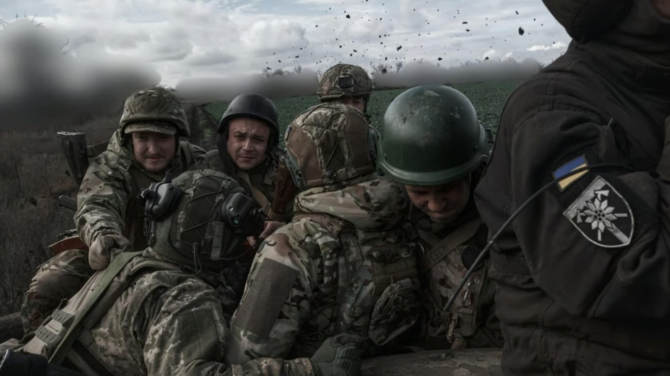 Острів Нестрига досі намагаються захопити — Плетенчук про бойову ситуацію на півдні України