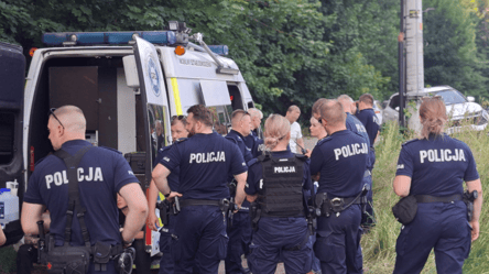 З Польщі депортують українців та білорусів, завербованих Росією - 290x160