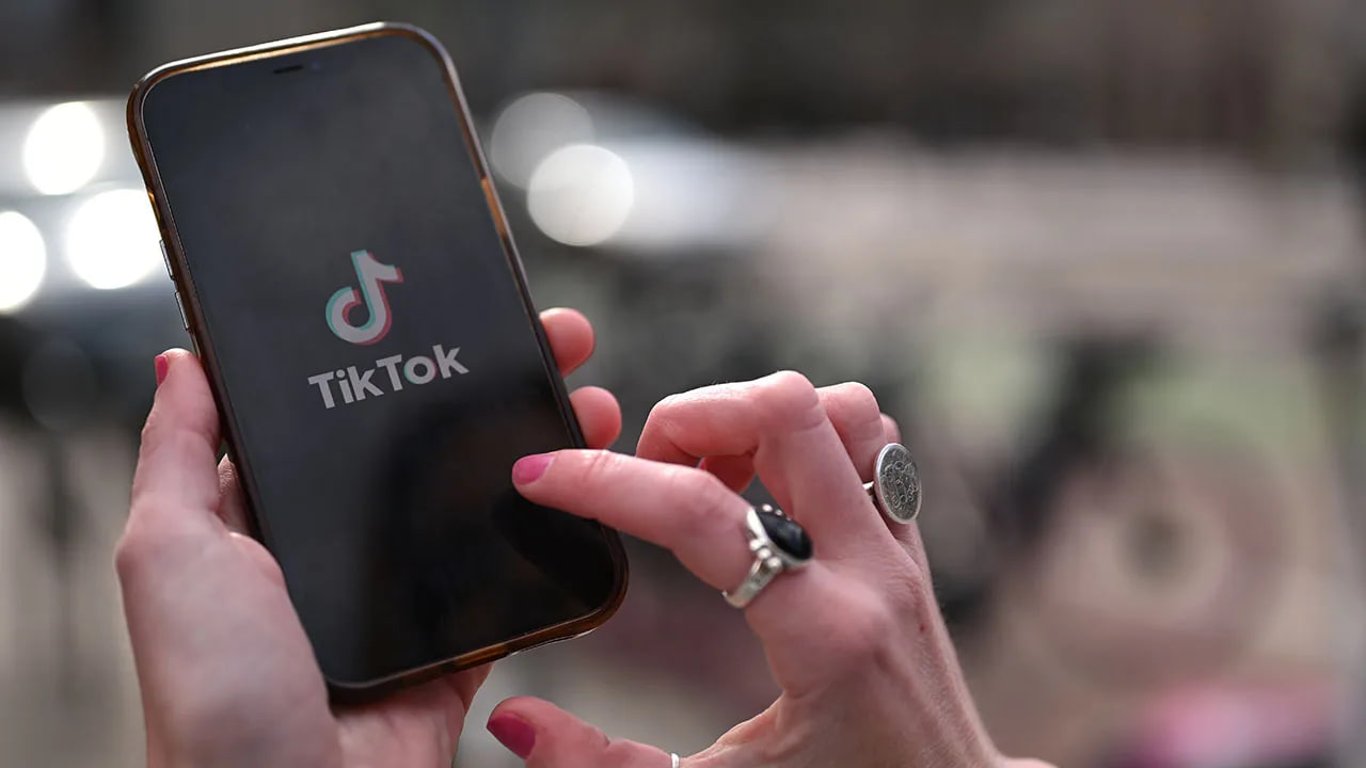 Понад 80% порад з TikTok шкідливі для автомобілів — дослідження