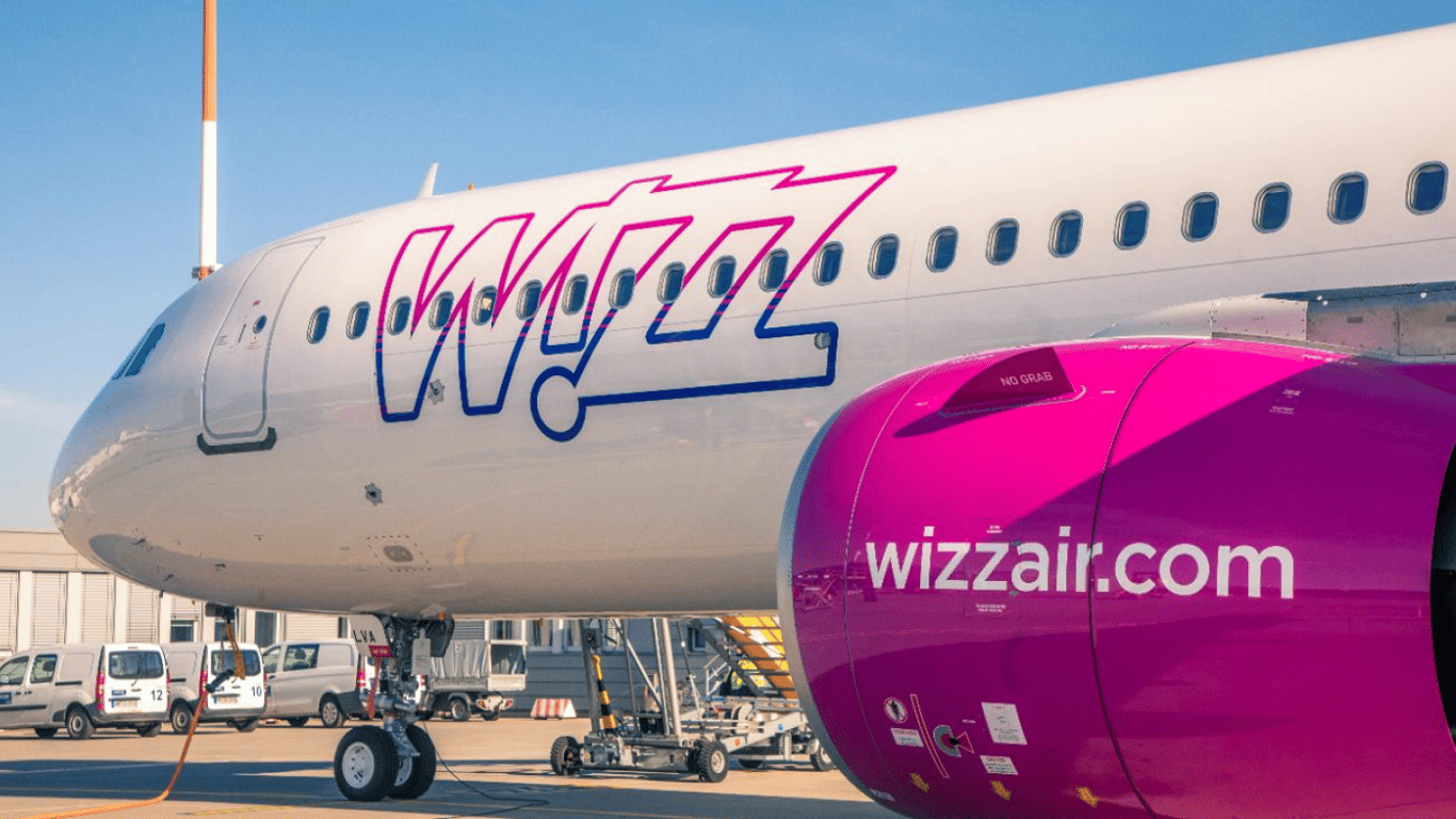 Вещи, которые можно взять на борт самолета Wizz Air - параметры и вес ручной клади