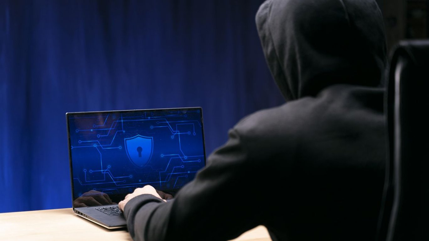 Кіберфахівці ГУР атакували сервер спецзв'язку Міноборони Росії