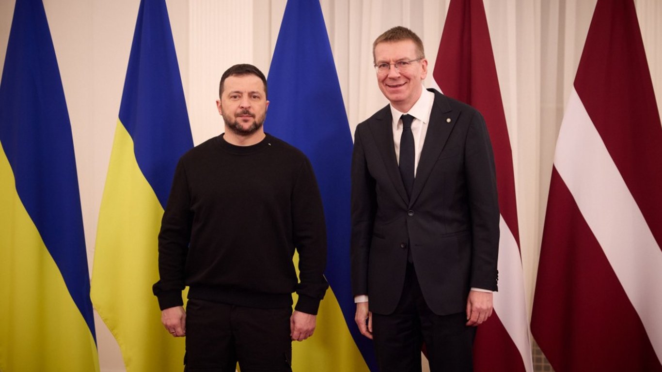 Военная помощь для Украины  — Латвия возглавила "коалицию дронов"
