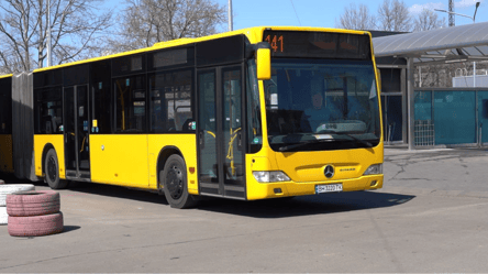 В Одесі збільшили кількість соцавтобусів — як курсують - 290x166