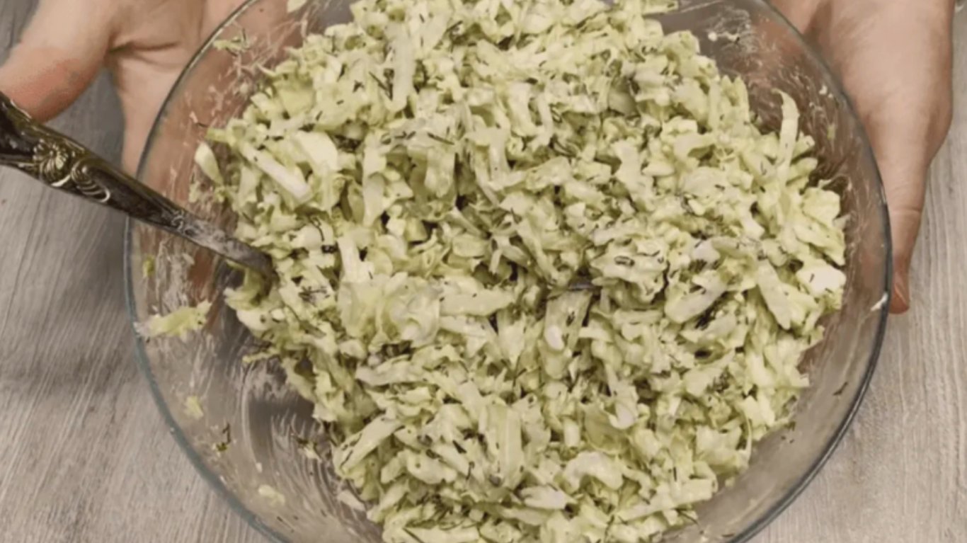 салат з пекінською капустою