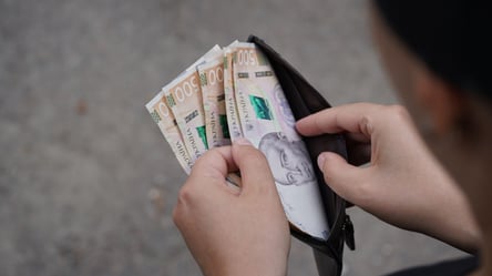 Мінімальні оклади від 23 000 грн: кому переглянуть зарплати - 290x160