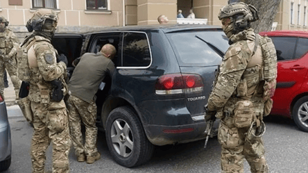 На Прикарпатті посадовець ТЦК побив чоловіка — як його покарають - 285x160