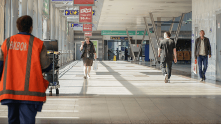 Билеты на электрички подорожали: в УЗ рассказали, как избежать комиссии - 285x160