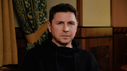 Подоляк сказал, чего ожидают в ОП от встречи в Париже - 285x160