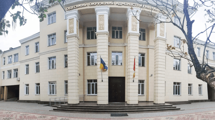 Поїхав на форум і не повернувся: суддя з Одеси застряг у  Брюсселі - 290x166