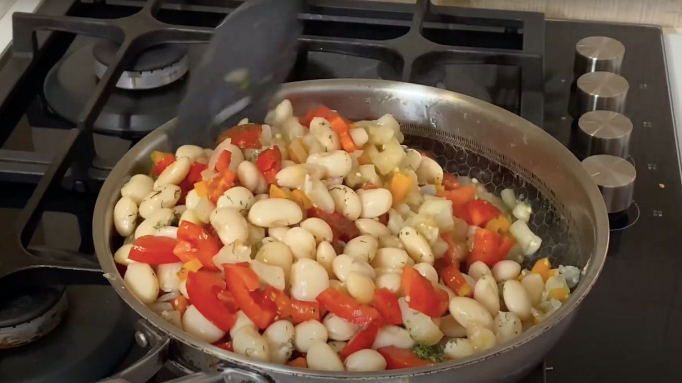 рецепт фасоли с баклажанами на гарнир 