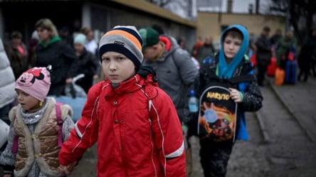 Оккупанты увеличивают количество украинских детей, которым планируют "промывать мозги" - 285x160