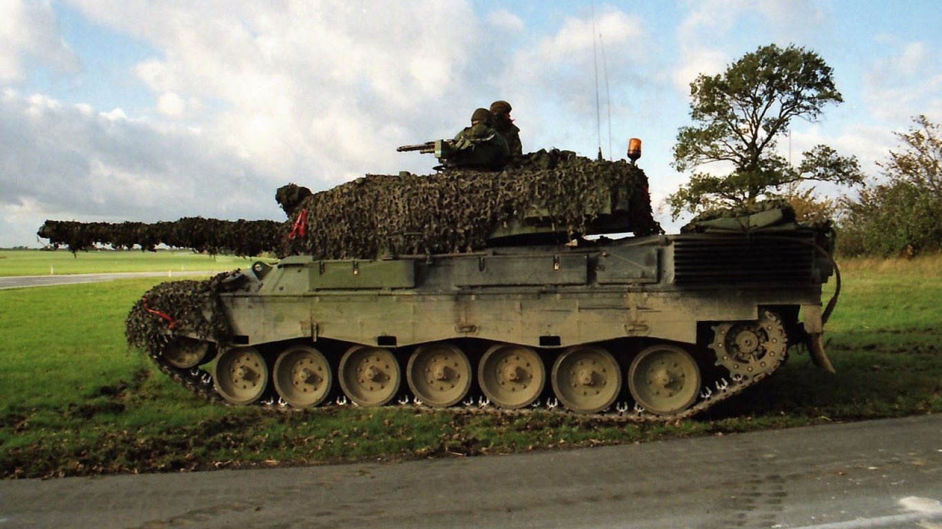 И.о. министра обороны Дании обещает доставить танки Leopard 1 в Украину весной