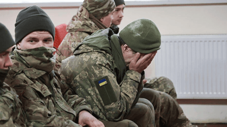 У Тернополі військового не пустили до кафе через військову форму - 285x160