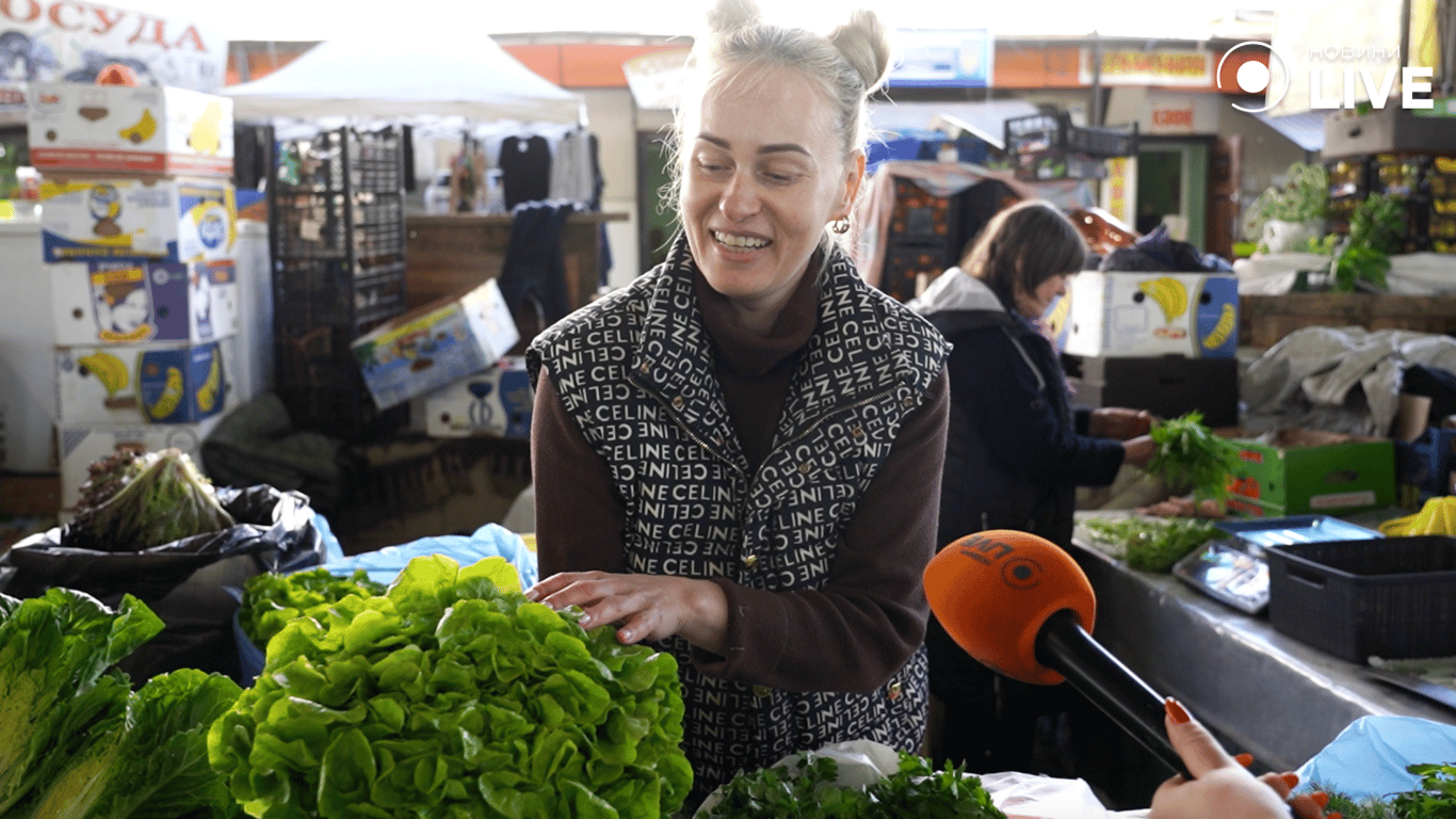 Продавчиня інна про салат