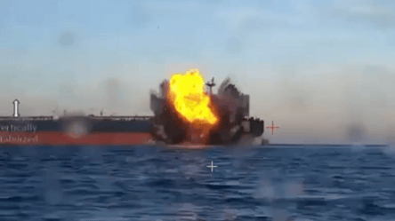 СБУ взорвала два российских танкера в Черном море — что известно - 290x166