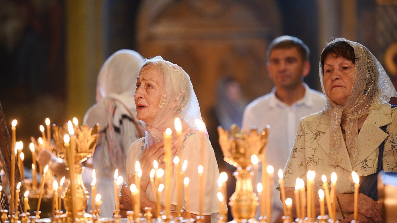 Коли Страсна п'ятниця 2025 року