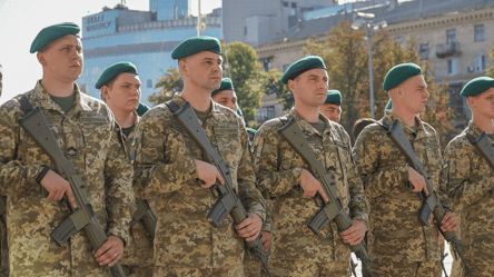 Премии военнослужащим могут задерживаться: что происходит с выплатами - 290x160