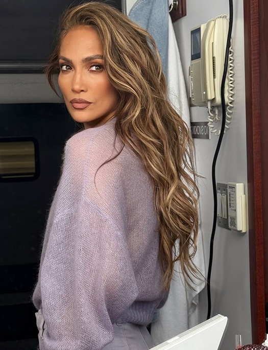 Джей Ло показала трендовий макіяж осені