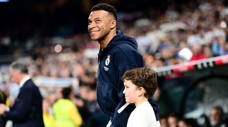 У Мбаппе появилась новая девушка — фото - 285x160