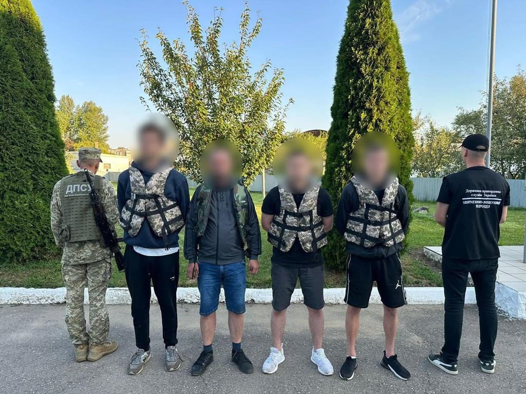 Затримані втікачі