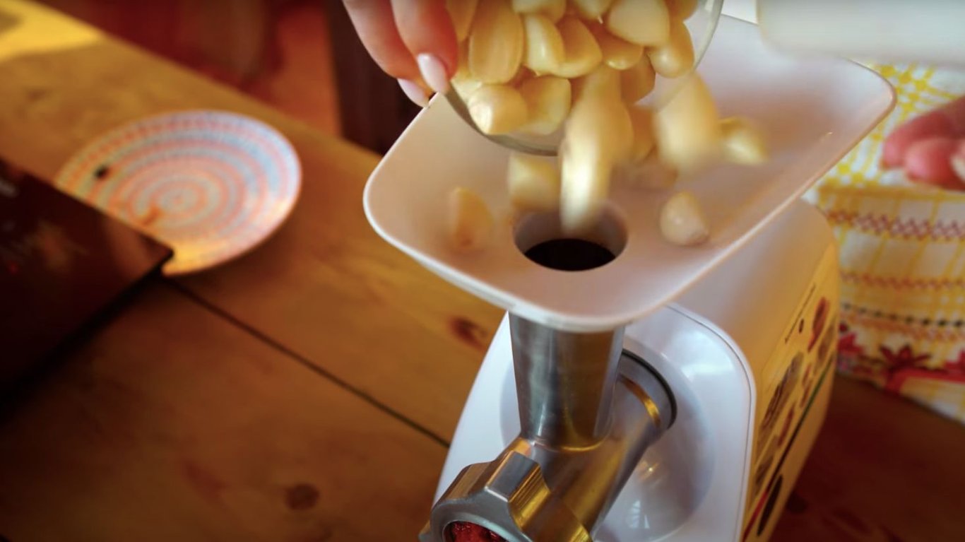 вкусный рецепт острой аджики