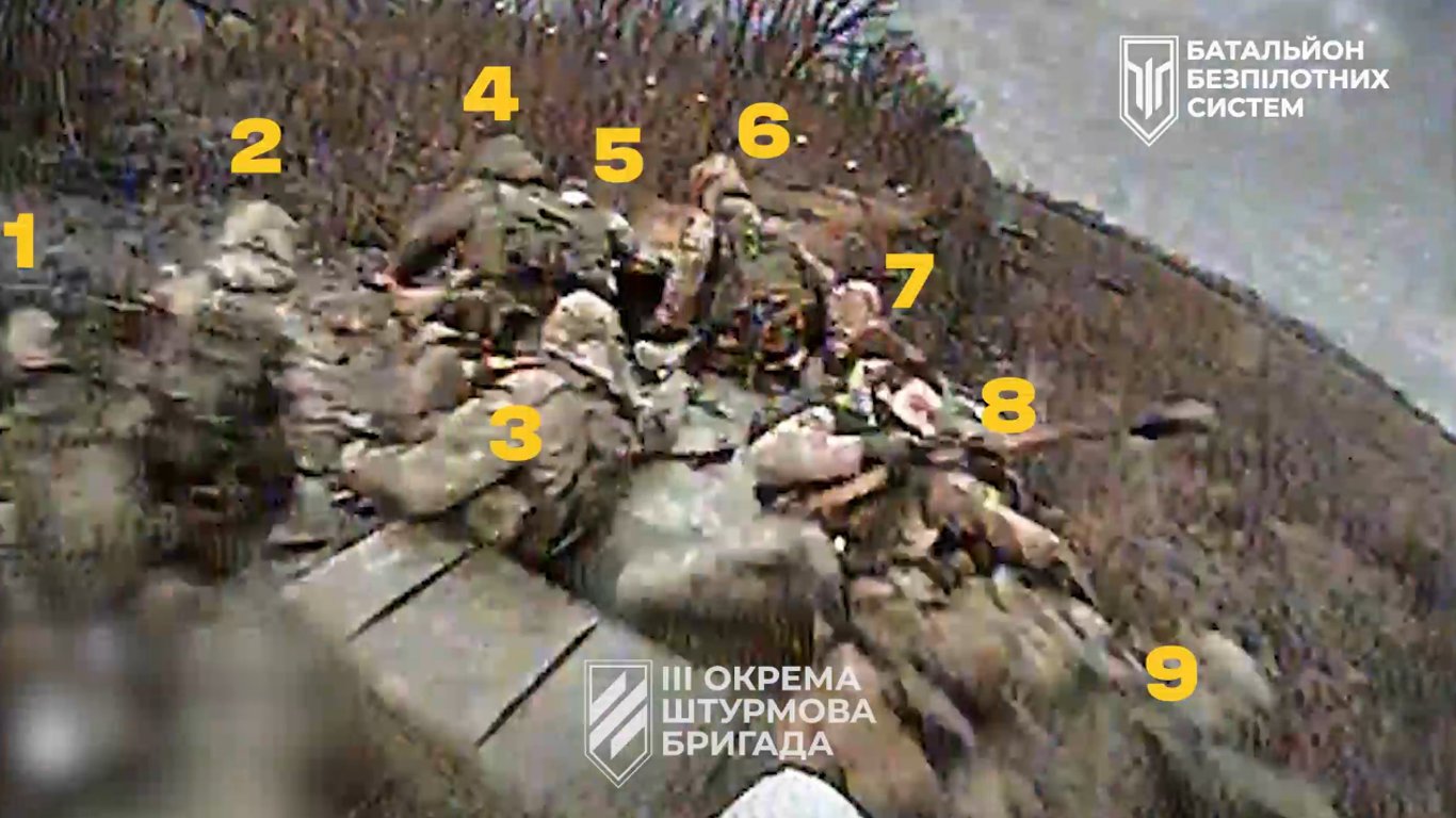 Наздогнали на ходу — бійці 3-ї ОШБр показали, як дроном знищили 11 росіян під Авдіївкою