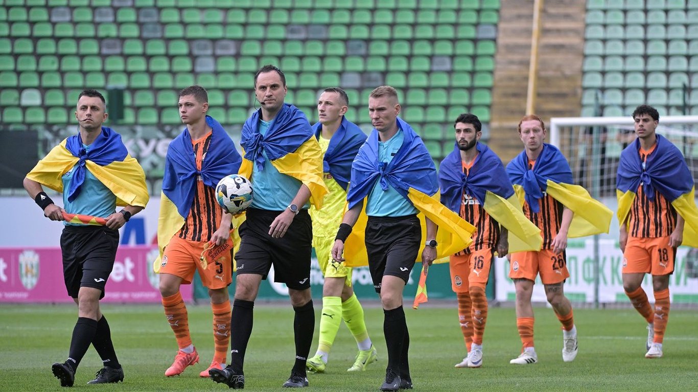 Матч Карпаты — Шахтер