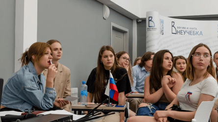 Студентов РФ свозят на псевдовыборы на оккупированные территории Украины — обещают деньги - 285x160