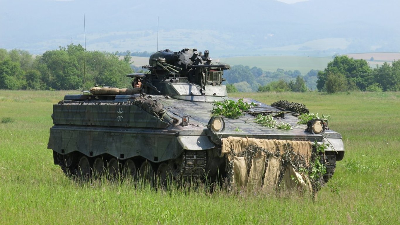 Десантники ЗСУ розповіли про переваги БМП “Marder” і показали його в дії