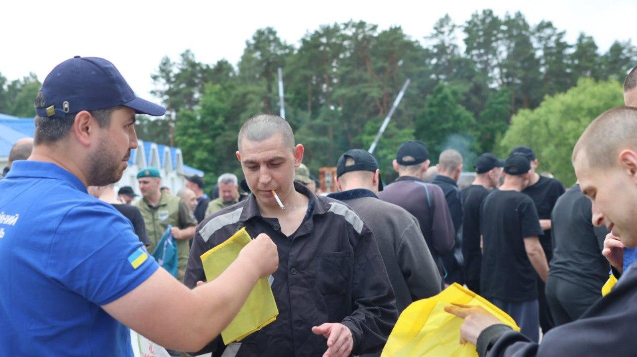 Обмін військовополоненими 12 червня