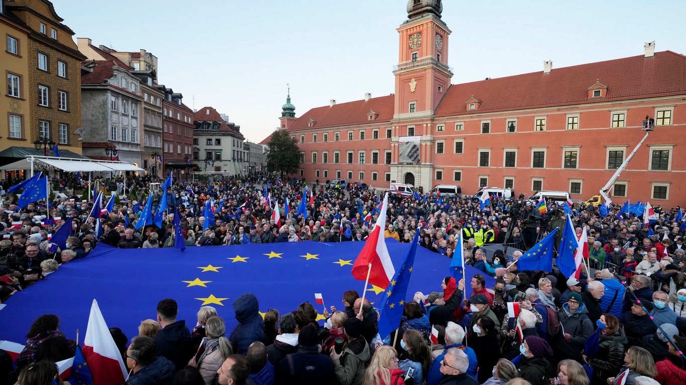 В Польше подсчитали полученные от членства в ЕС деньги