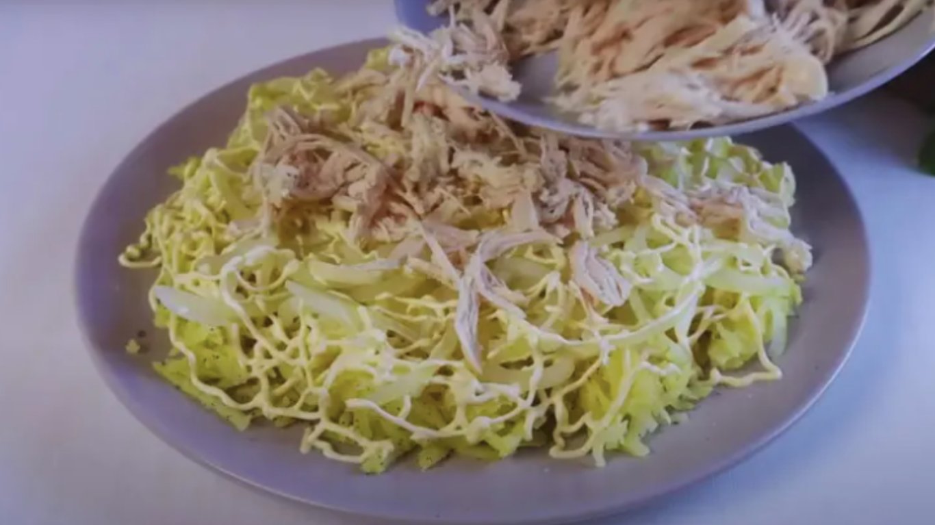 салат з пекінською капустою