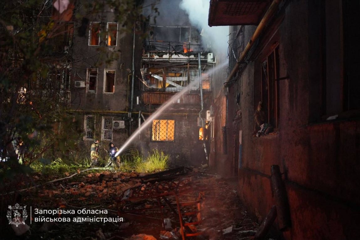 Руйнування будинку в Запоріжжі через обстріл увечері 12 липня 2026 року