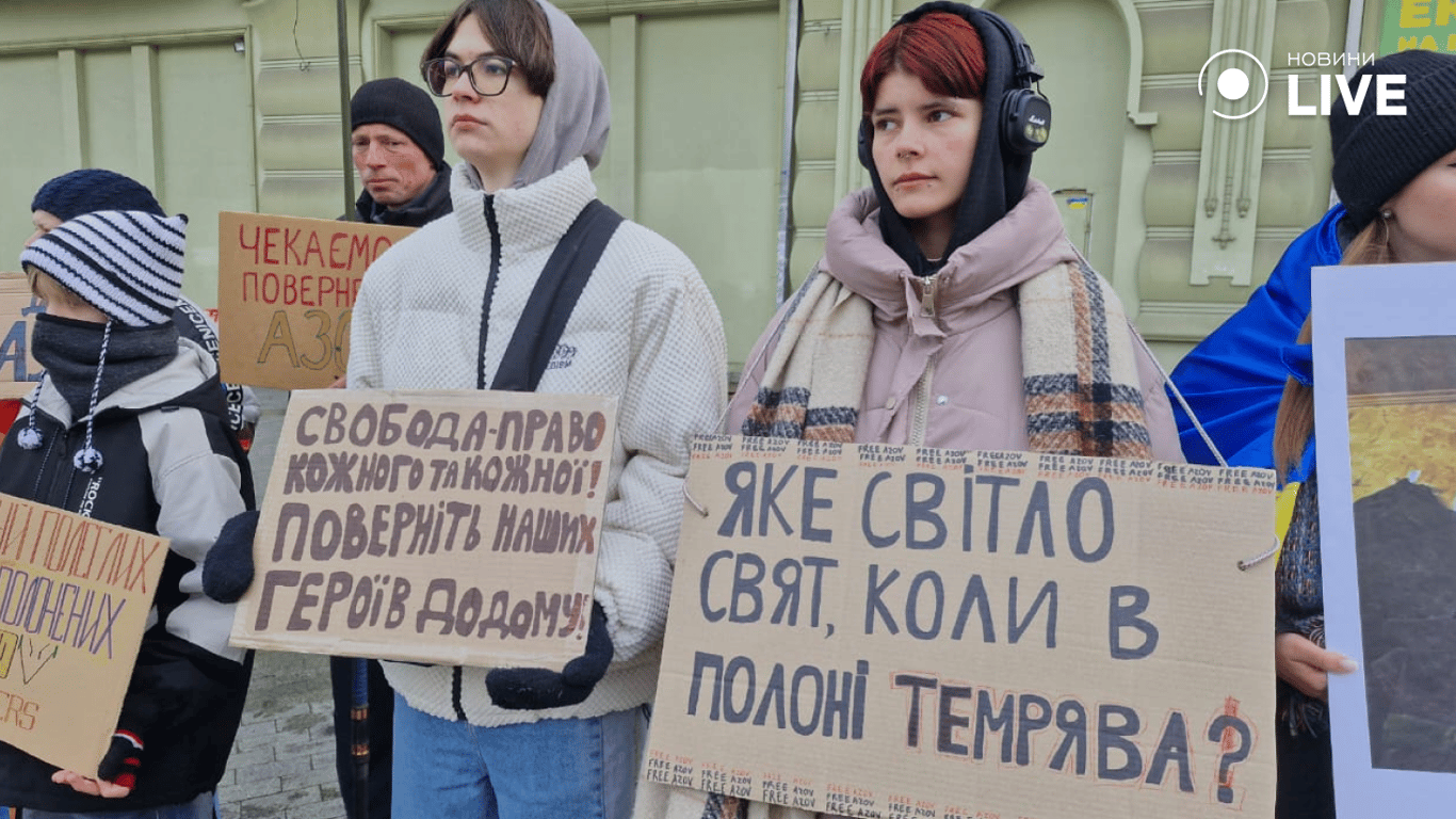 На головній вулиці Одеси закликали не забувати про полонених - фото 4