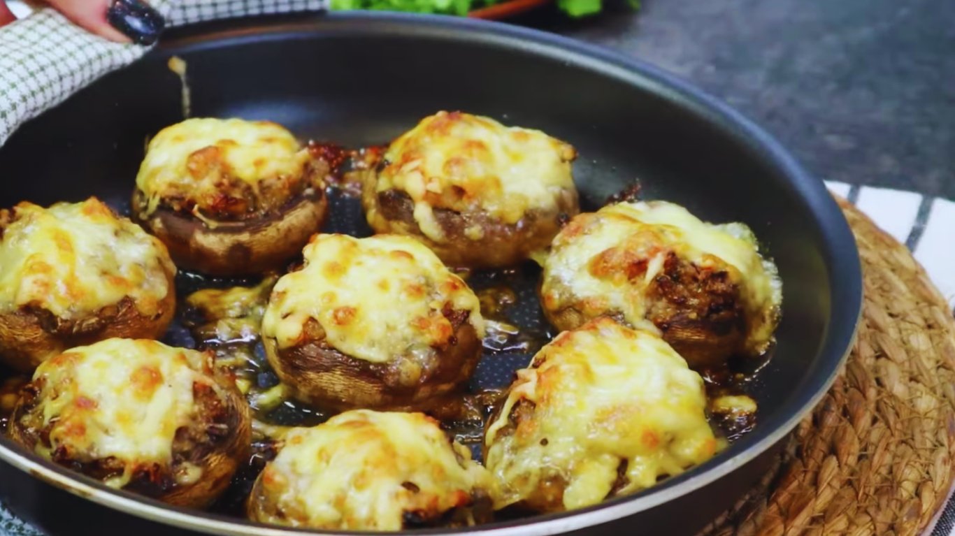 рецепт фаршированих печериць на закуску