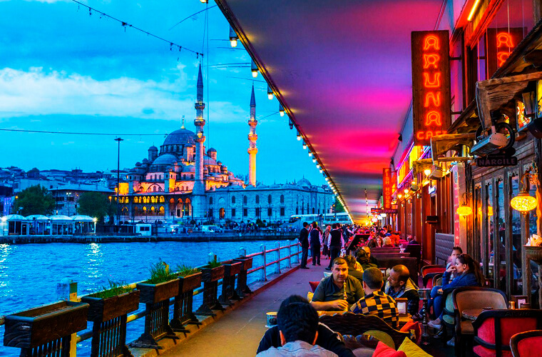 В Туреччині масово закривають готелі — в чому причина - фото 1