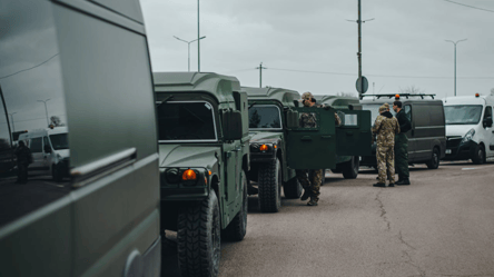 Волонтеров штрафуют за передачу авто военным — детали - 285x160