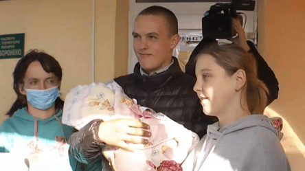 У Чернігівській області школярка вдруге стала мамою у віці 15 років — що відомо - 285x160