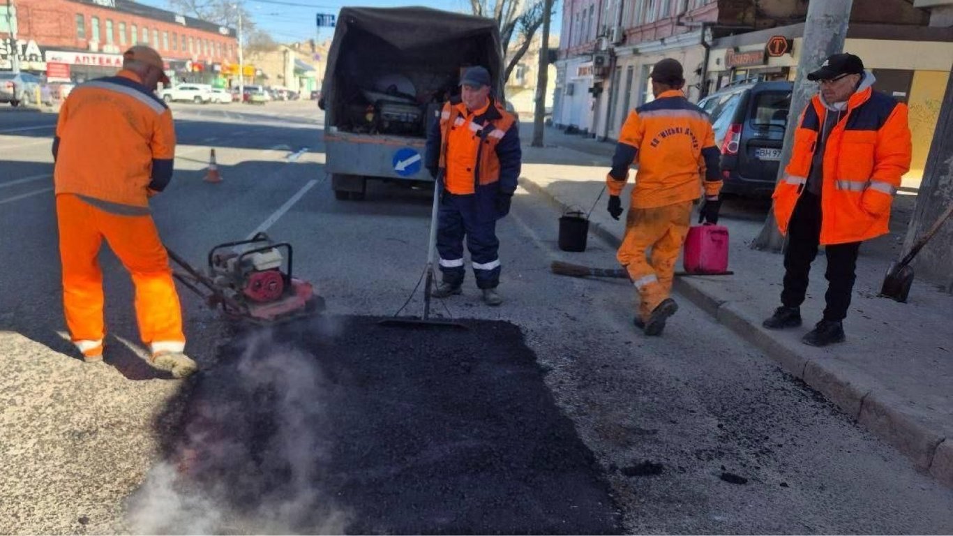 Одесса стала в сильных пробках: масштабный ремонт дорог