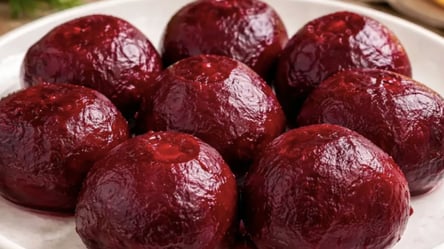 Яскравіший за "Шубу" і смачніший за "Вінегрет": рецепт салату із буряками - 290x160