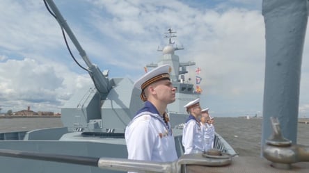 В Росії кардинально змінили програму параду до Дня ВМС: чого боявся Путін - 285x160