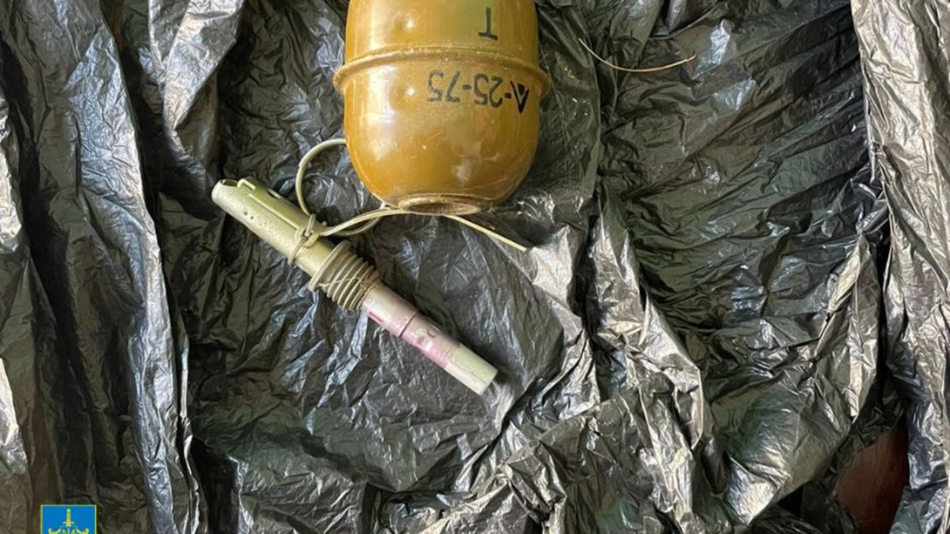 Во Львовской области мужчина продавал ручные гранаты: детали