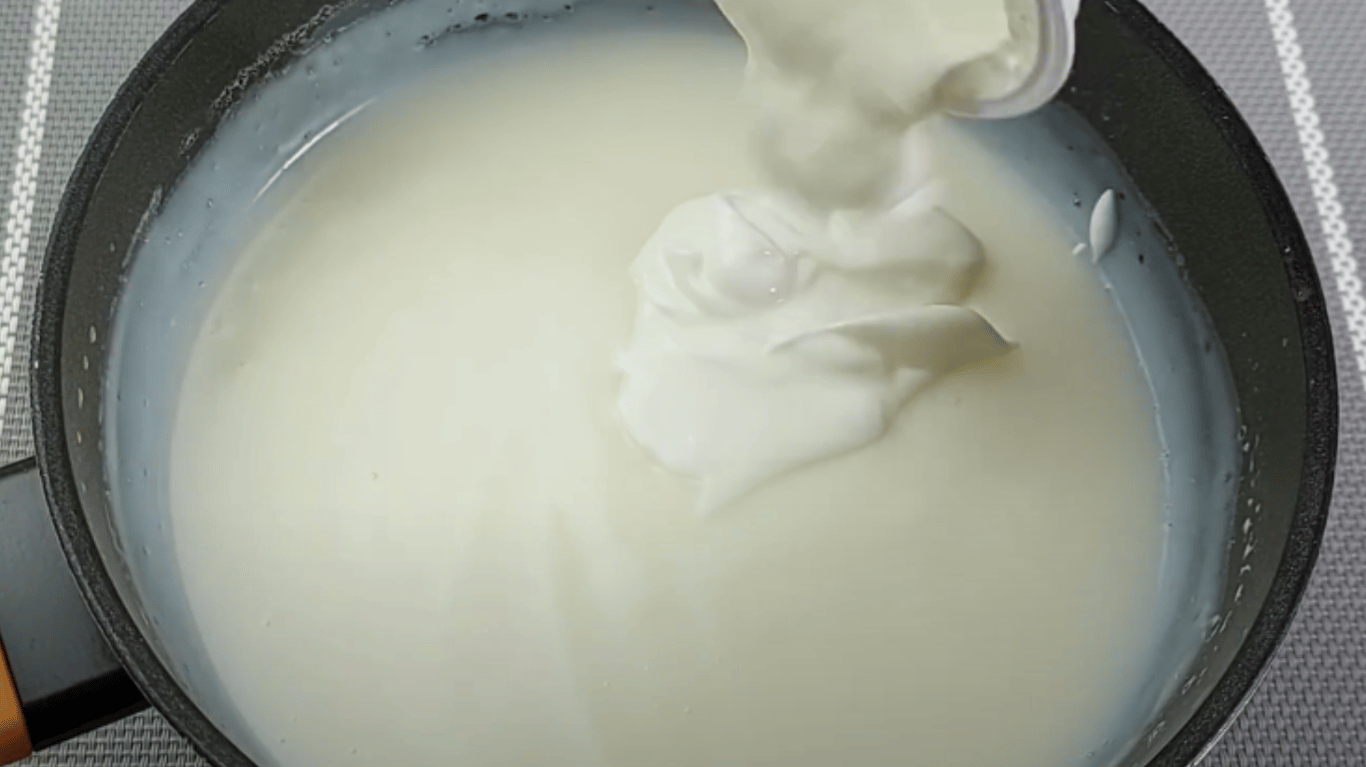 полуничний десерт 