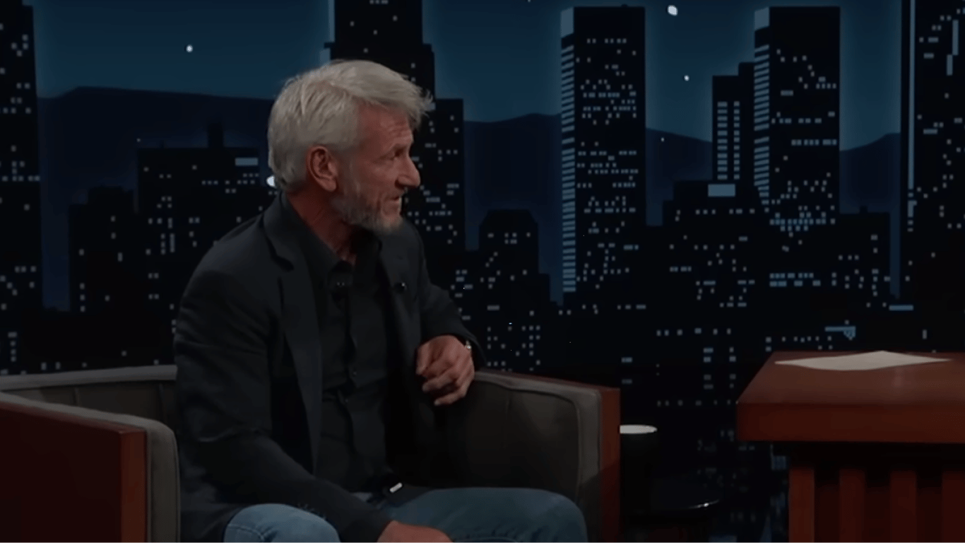 Шон Пенн прокомментировал свою фотографию с Путиным