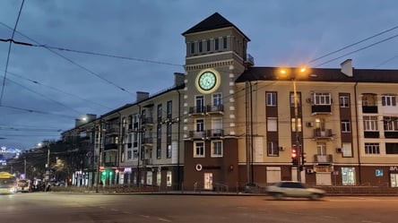 В Маріуполі росіяни хочуть побудувати новий "будинок з годинником" - 285x160